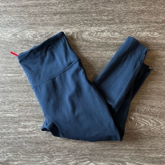 SPANX Navy blue women’s thick compression leggings. Size XL - Picture 4 of 16